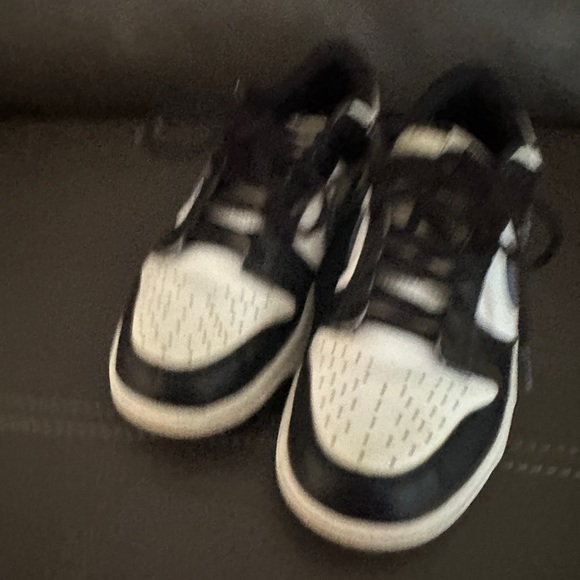 Nike dunks - Picture 2 of 2